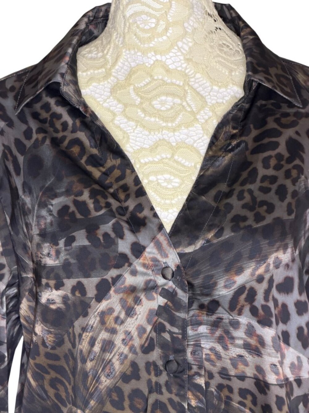 Guess Satin Blouse Shirt Top Button Front Tie Waist V Neck Animal Print M NWOT - Picture 3 of 8